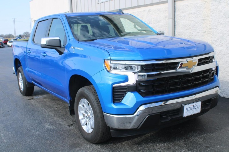 Chevrolet Silverado 1500 Vehicle Full-screen Gallery Image 02