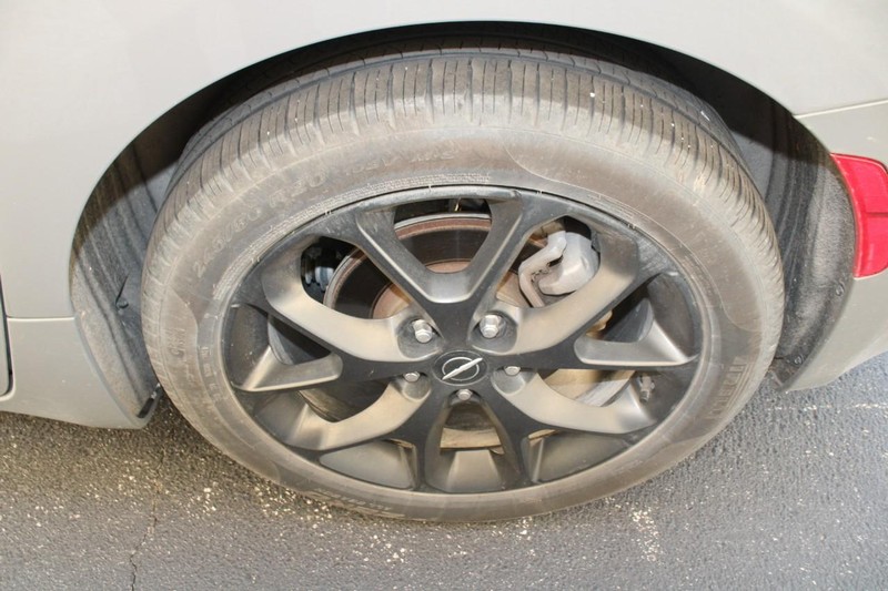 Chrysler Pacifica Vehicle Full-screen Gallery Image 07