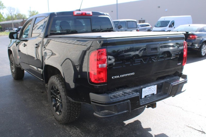 Chevrolet Colorado Vehicle Full-screen Gallery Image 05