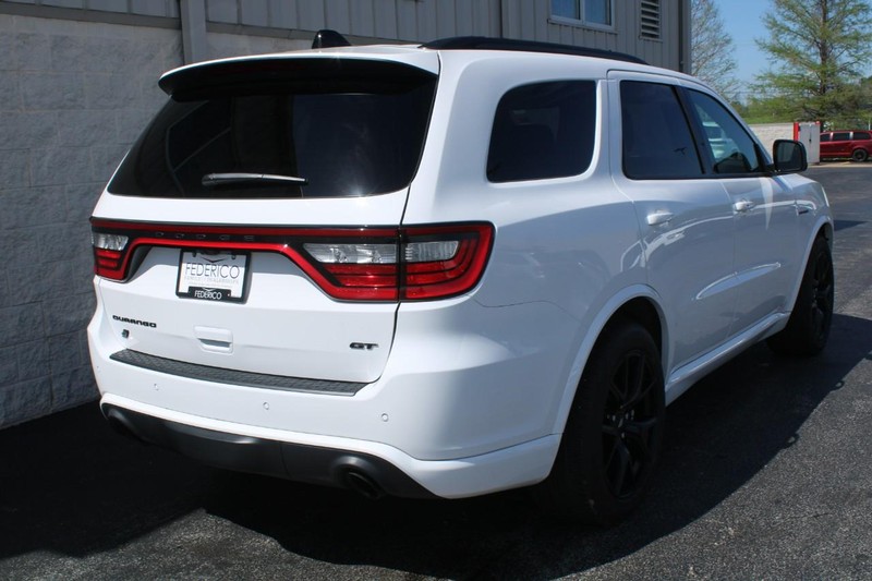 Dodge Durango Vehicle Full-screen Gallery Image 03