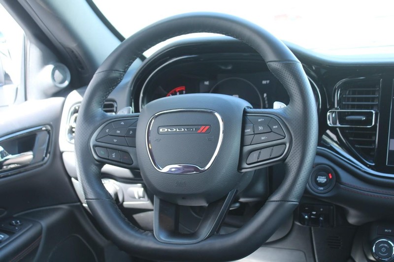 Dodge Durango Vehicle Full-screen Gallery Image 11