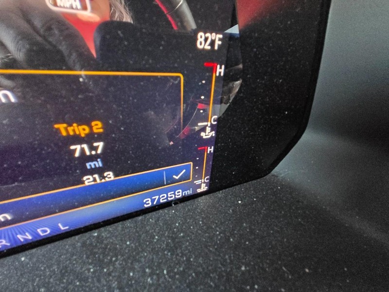 Chevrolet Colorado Vehicle Full-screen Gallery Image 05