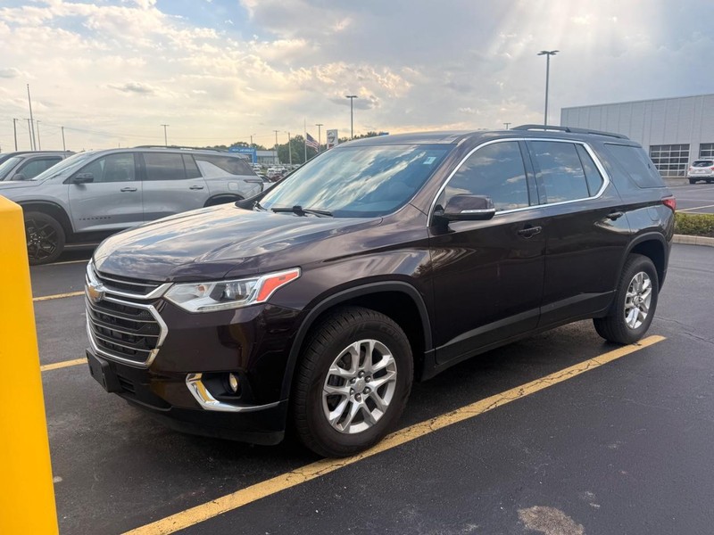 Chevrolet Traverse Vehicle Full-screen Gallery Image 03