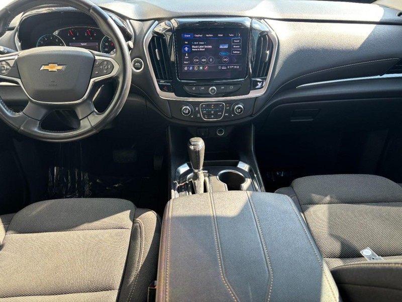 Chevrolet Traverse Vehicle Full-screen Gallery Image 10