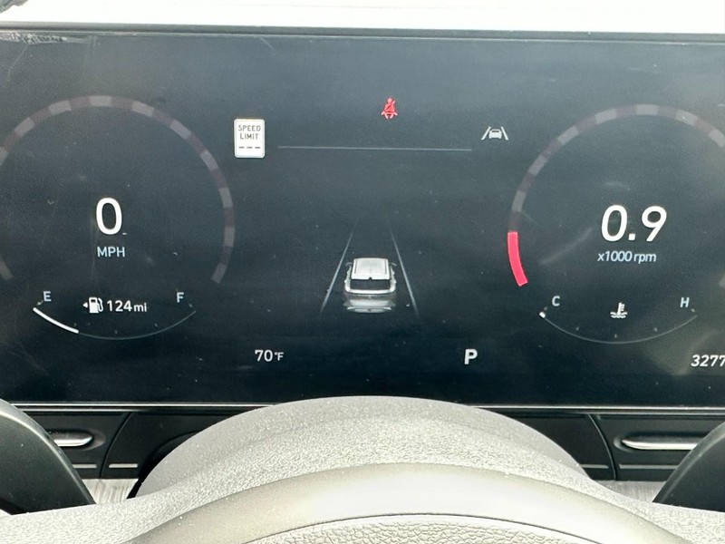 Hyundai Kona Vehicle Full-screen Gallery Image 20