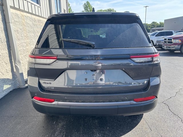 2026 Jeep Grand Cherokee Laredo - Photo 6