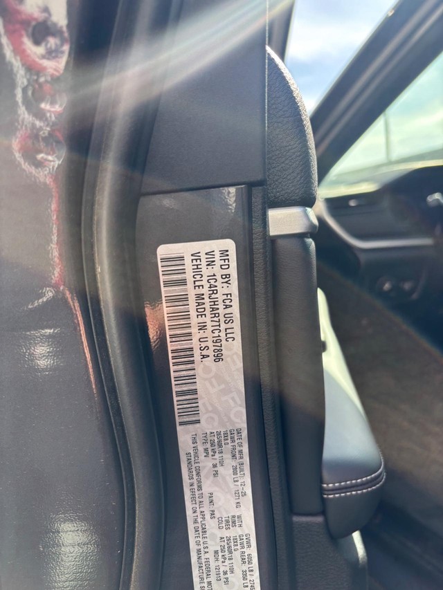 2026 Jeep Grand Cherokee Laredo - Photo 12