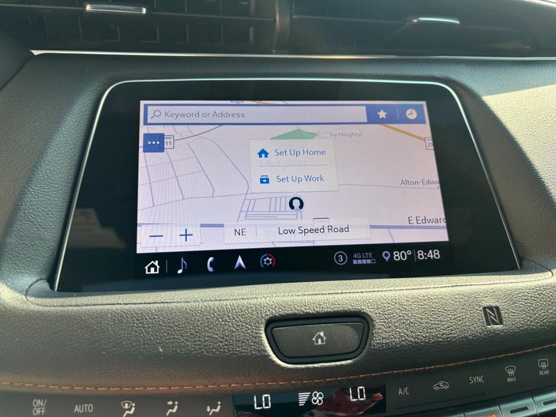 Cadillac XT4 Vehicle Full-screen Gallery Image 18
