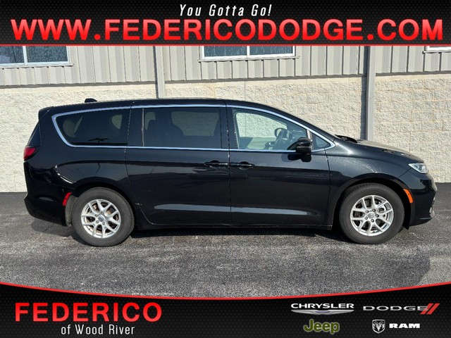 Wood River IL 2023 Chrysler Pacifica more details - chrysler pacifica