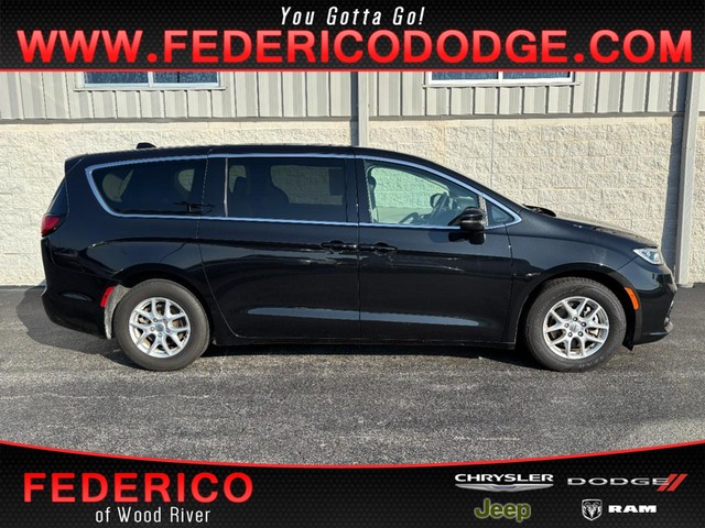 Wood River IL 2023 Chrysler Pacifica more details - chrysler pacifica