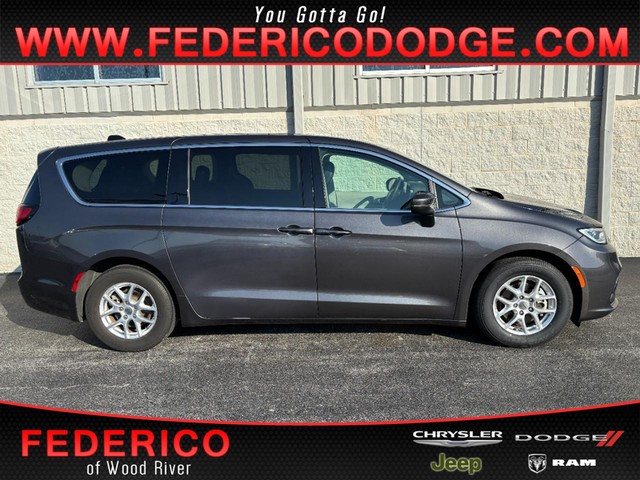 Wood River IL 2023 Chrysler Pacifica more details - chrysler pacifica
