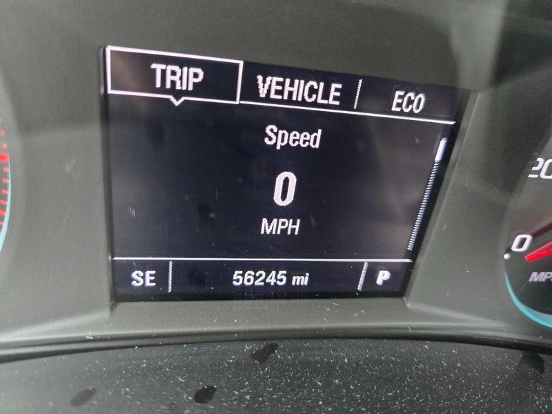 Chevrolet Malibu Vehicle Full-screen Gallery Image 05