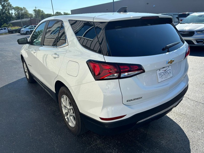 Chevrolet Equinox Vehicle Full-screen Gallery Image 06