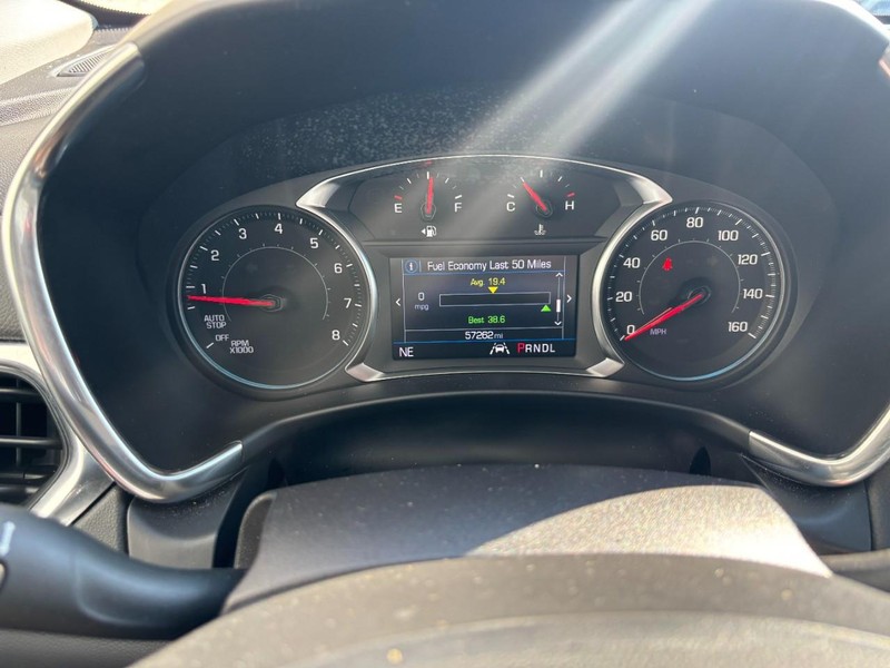 Chevrolet Equinox Vehicle Full-screen Gallery Image 18