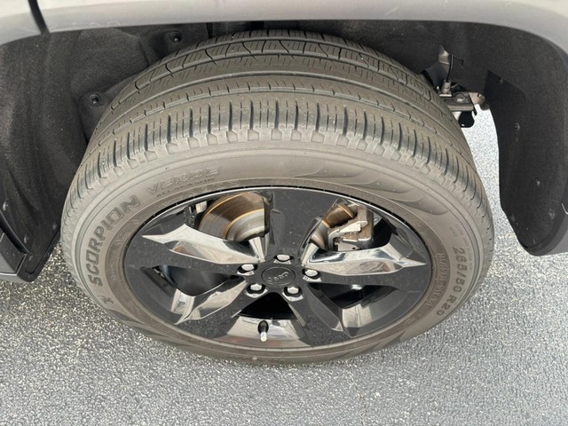 Photo 9