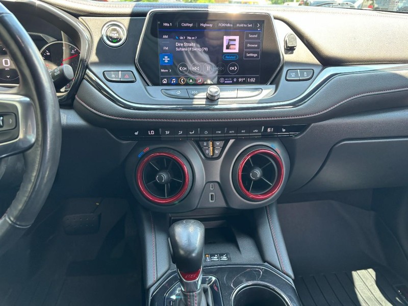 Chevrolet Blazer Vehicle Full-screen Gallery Image 12