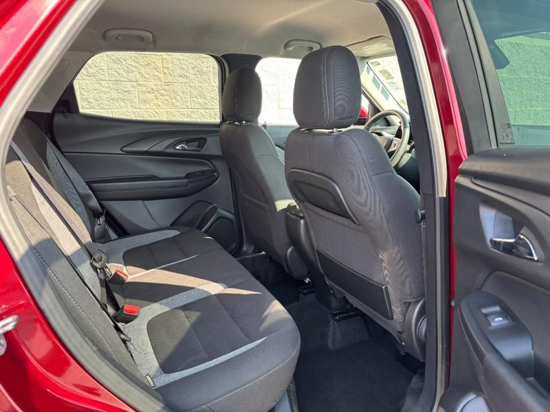Chevrolet TrailBlazer Vehicle Full-screen Gallery Image 09
