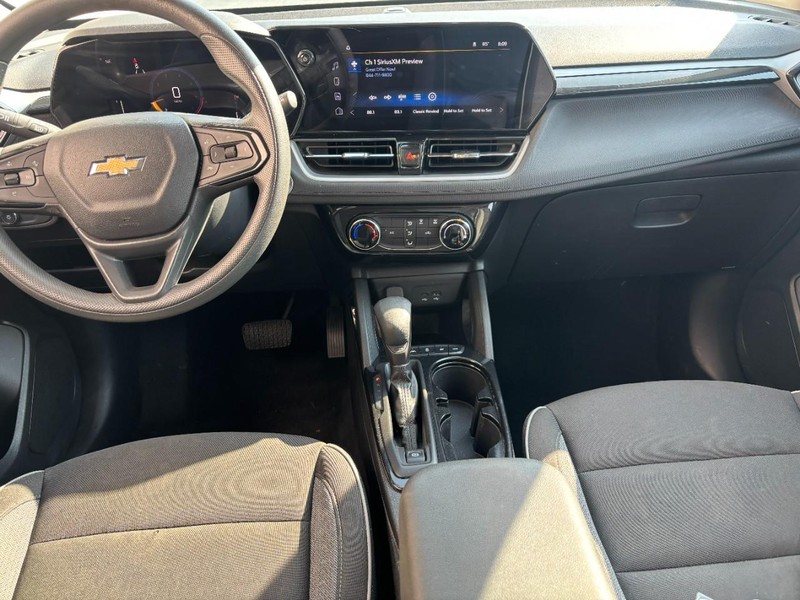 Chevrolet TrailBlazer Vehicle Full-screen Gallery Image 10