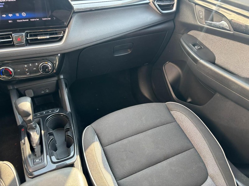 Chevrolet TrailBlazer Vehicle Full-screen Gallery Image 13