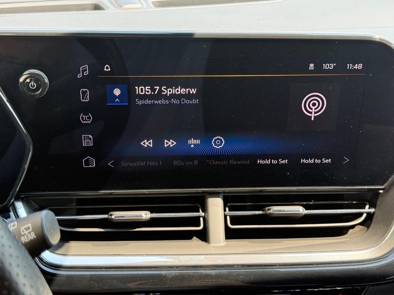 Chevrolet Trax Vehicle Full-screen Gallery Image 18