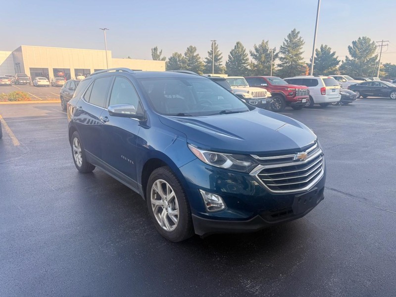 Chevrolet Equinox Vehicle Full-screen Gallery Image 04