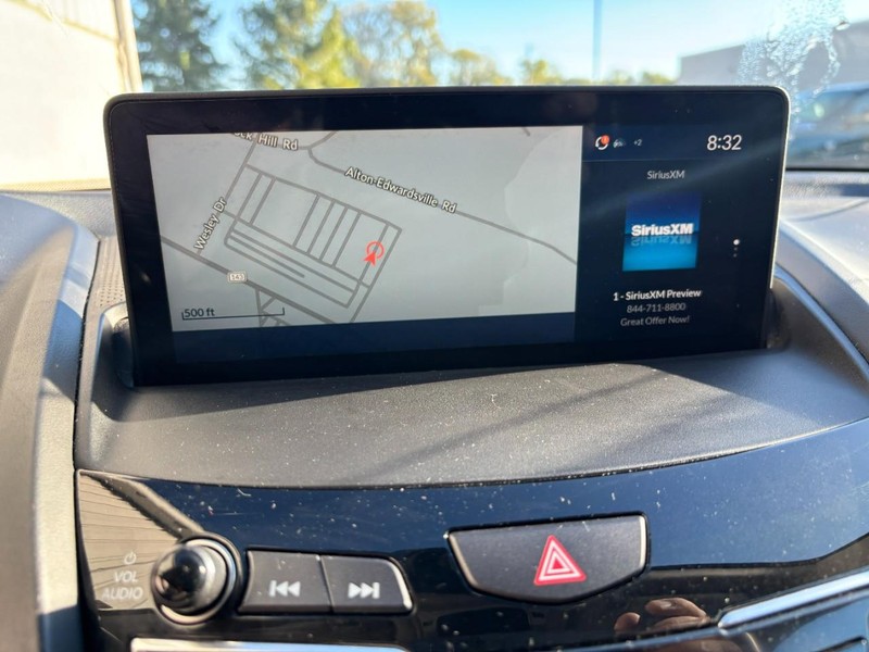 Acura RDX Vehicle Full-screen Gallery Image 17