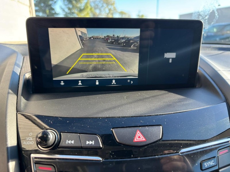 Acura RDX Vehicle Full-screen Gallery Image 18