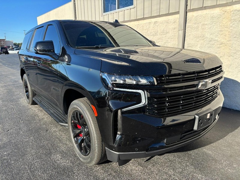 Chevrolet Tahoe Vehicle Full-screen Gallery Image 02
