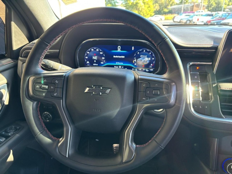 Chevrolet Tahoe Vehicle Full-screen Gallery Image 11