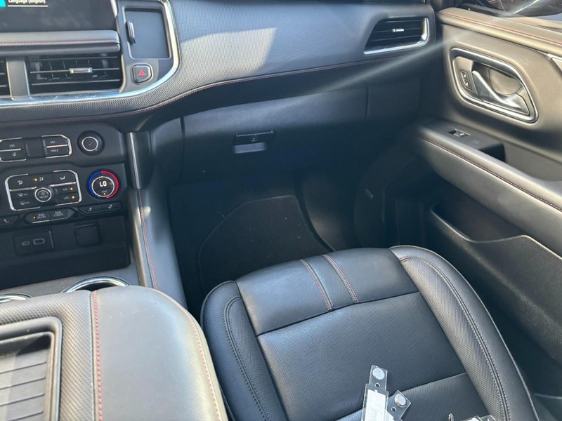 Chevrolet Tahoe Vehicle Full-screen Gallery Image 13