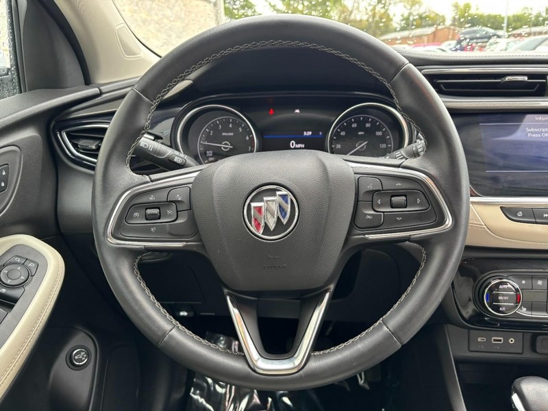 Buick Encore GX Vehicle Full-screen Gallery Image 10