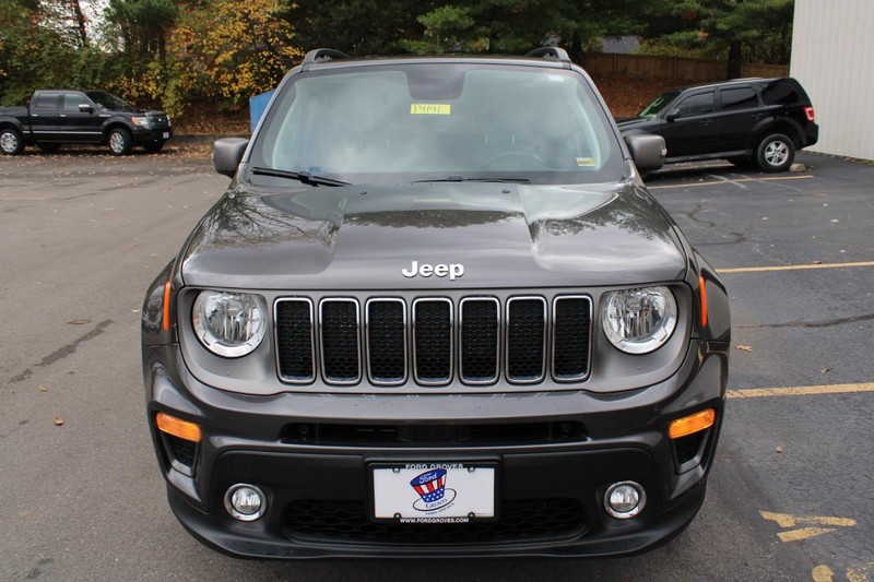 2019 Jeep Renegade 4WD Limited photo