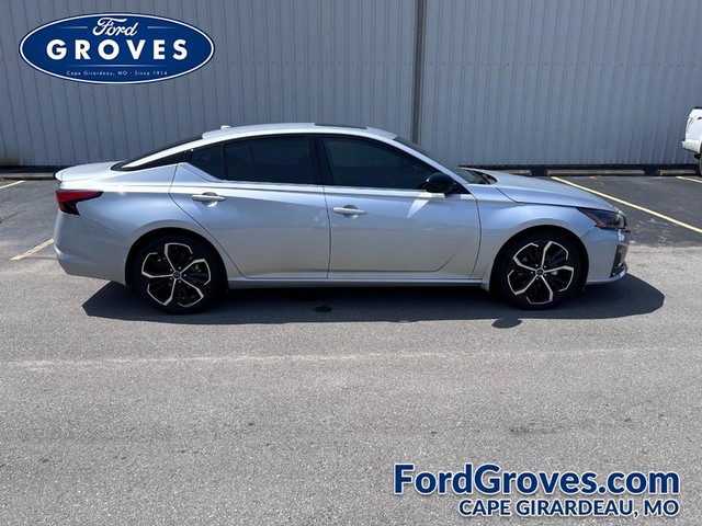 2023 Nissan Altima 2.5 SR at Ford Groves in Cape Girardeau MO