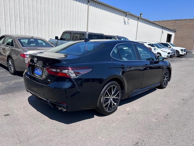 Used 2022 Toyota Camry SE with VIN 4T1G11AK7NU675034 for sale in Cape Girardeau, MO