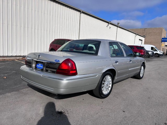 Used 2008 Mercury Grand Marquis LS with VIN 2MEFM75V68X661801 for sale in Cape Girardeau, MO