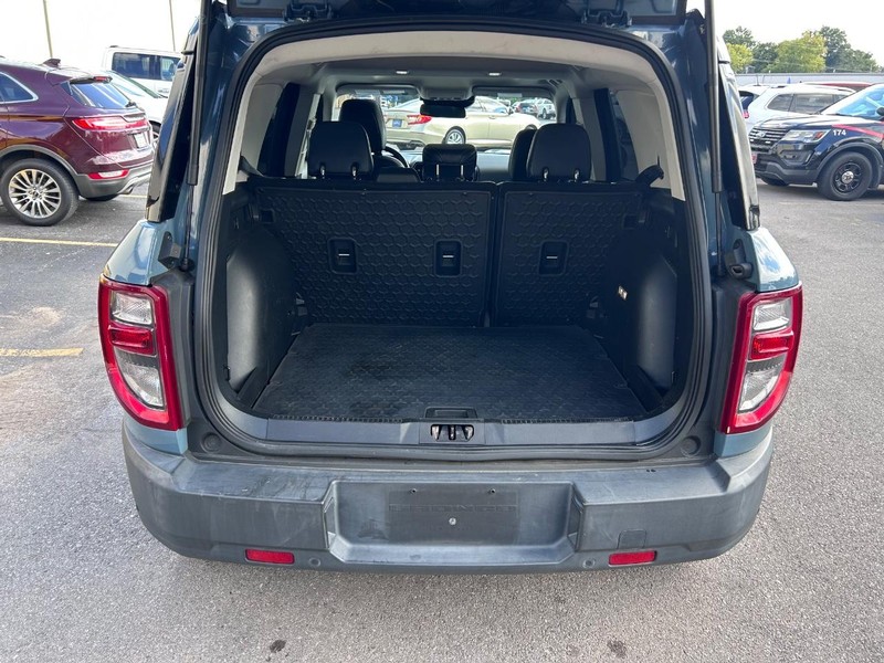 Ford Bronco Sport Vehicle Full-screen Gallery Image 07