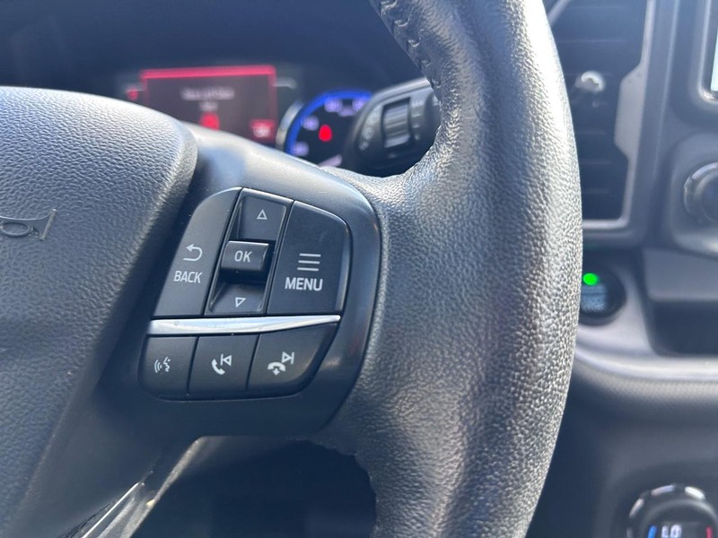 Ford Bronco Sport Vehicle Full-screen Gallery Image 14