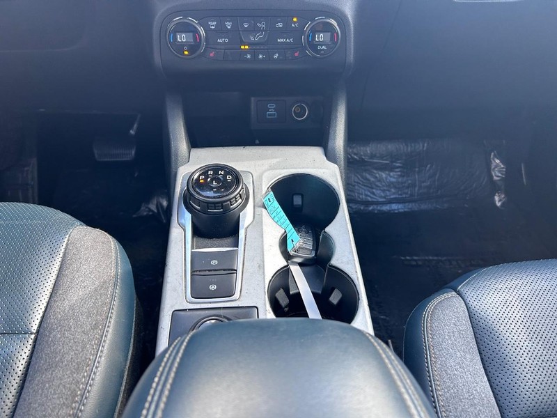 Ford Bronco Sport Vehicle Full-screen Gallery Image 17