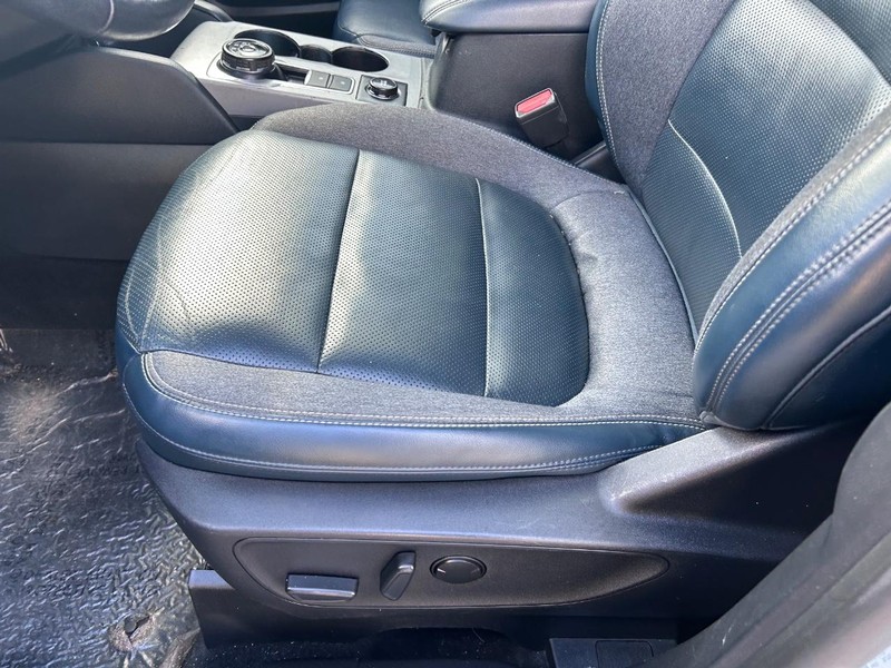 Ford Bronco Sport Vehicle Full-screen Gallery Image 20