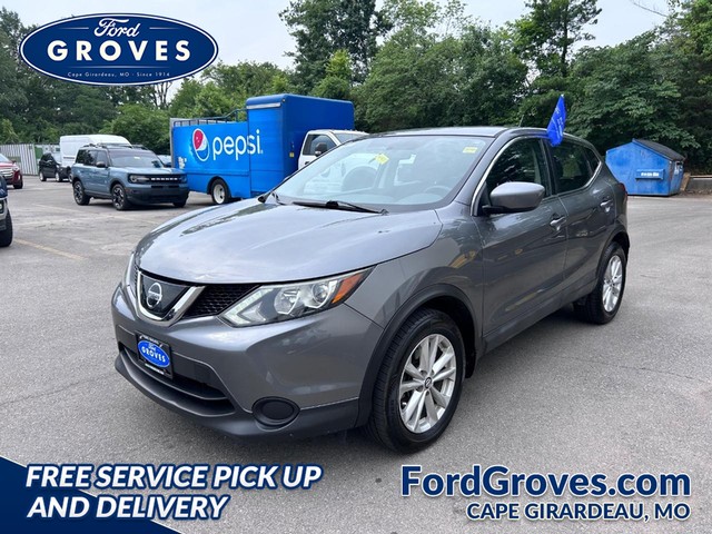 2019 Nissan Rogue Sport S at Ford Groves in Cape Girardeau MO