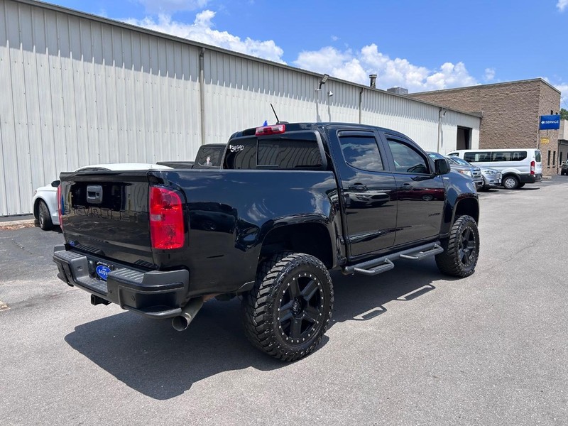 Chevrolet Colorado Vehicle Full-screen Gallery Image 05