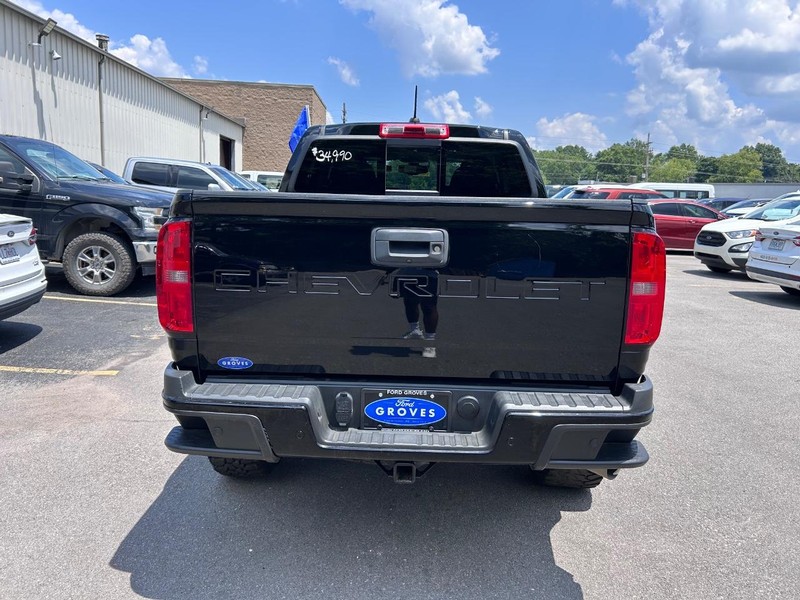 Chevrolet Colorado Vehicle Full-screen Gallery Image 06