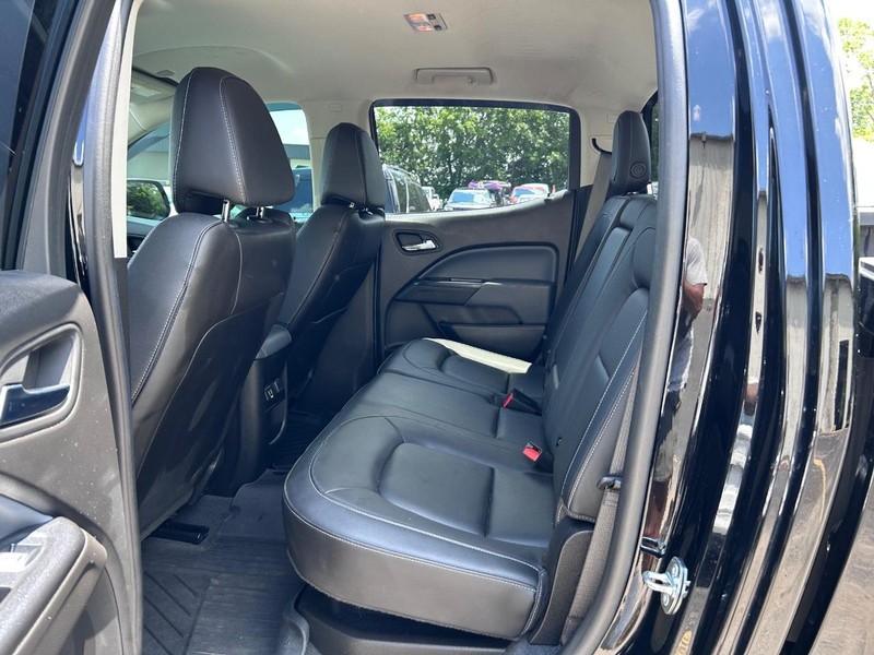 Chevrolet Colorado Vehicle Full-screen Gallery Image 09