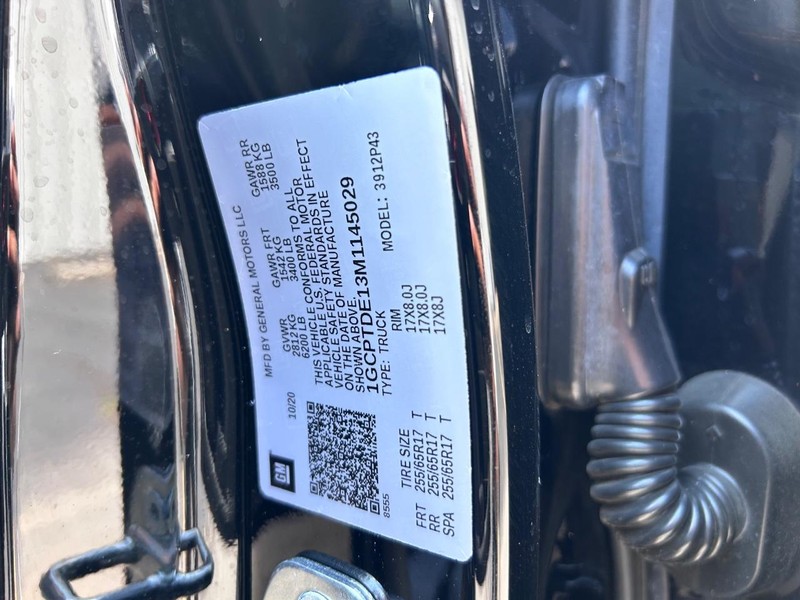 Chevrolet Colorado Vehicle Full-screen Gallery Image 22