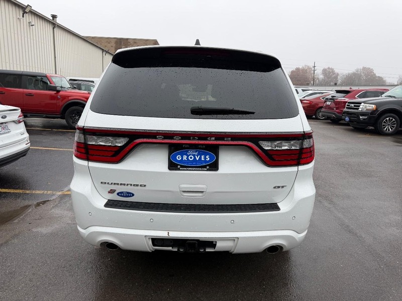 Dodge Durango Vehicle Full-screen Gallery Image 05