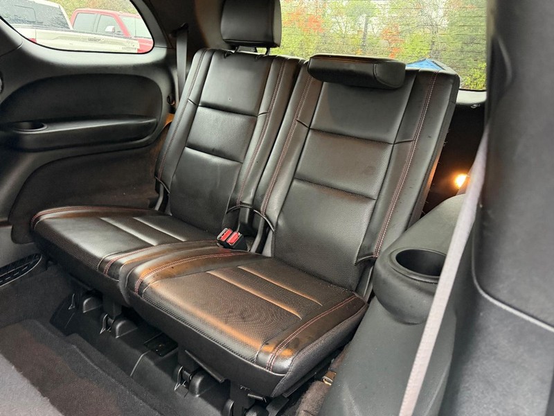 Dodge Durango Vehicle Full-screen Gallery Image 09