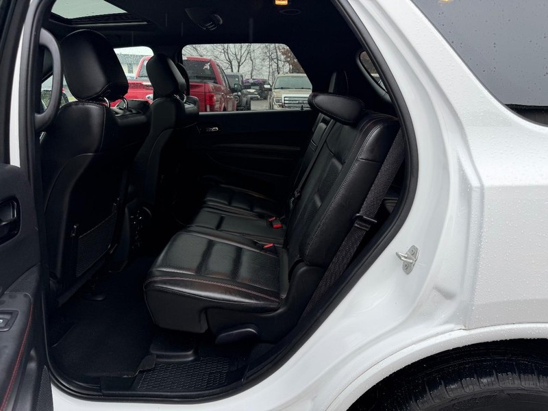 Dodge Durango Vehicle Full-screen Gallery Image 10