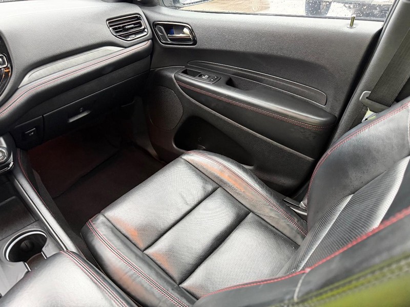 Dodge Durango Vehicle Full-screen Gallery Image 19