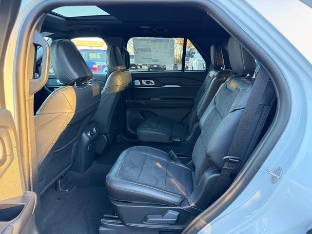 2026 Ford Explorer Tremor - Photo 11