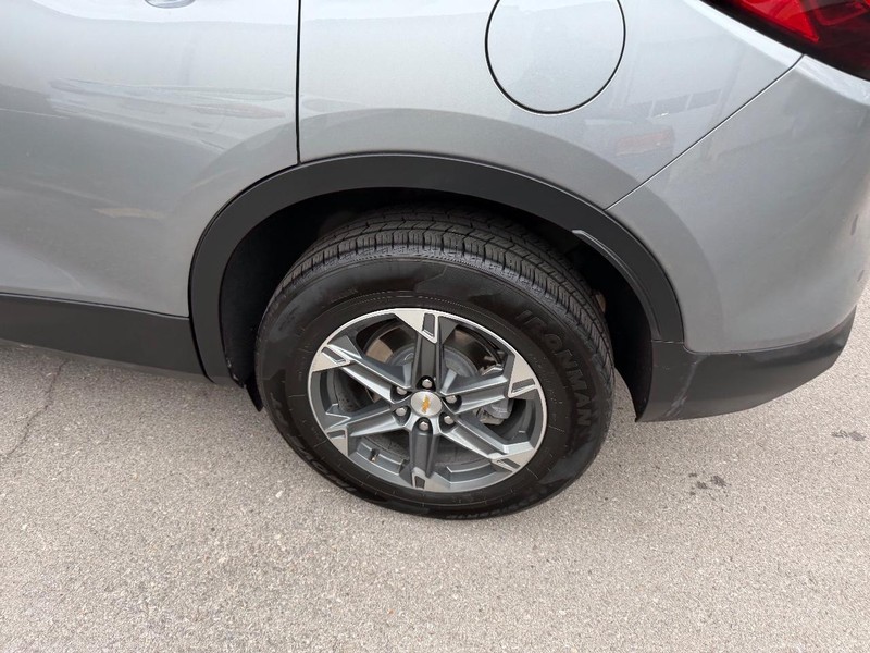 Chevrolet Blazer Vehicle Full-screen Gallery Image 09